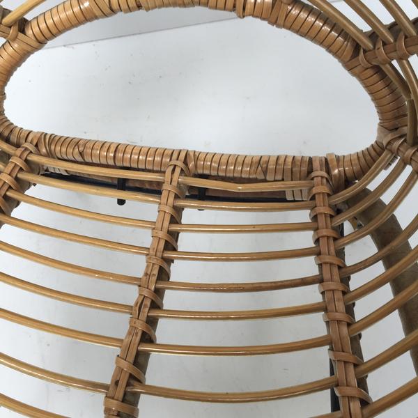 Fauteuil soleil rotin vintage pieds metal