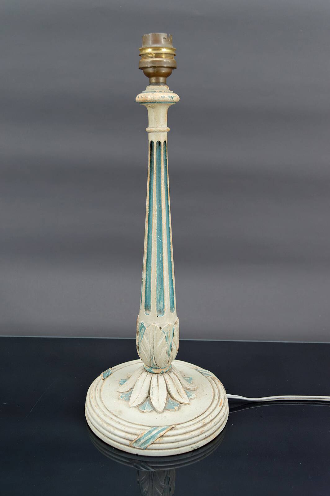 Art Deco wooden lamp painted in white and patinated blue, France, Circa 1920
