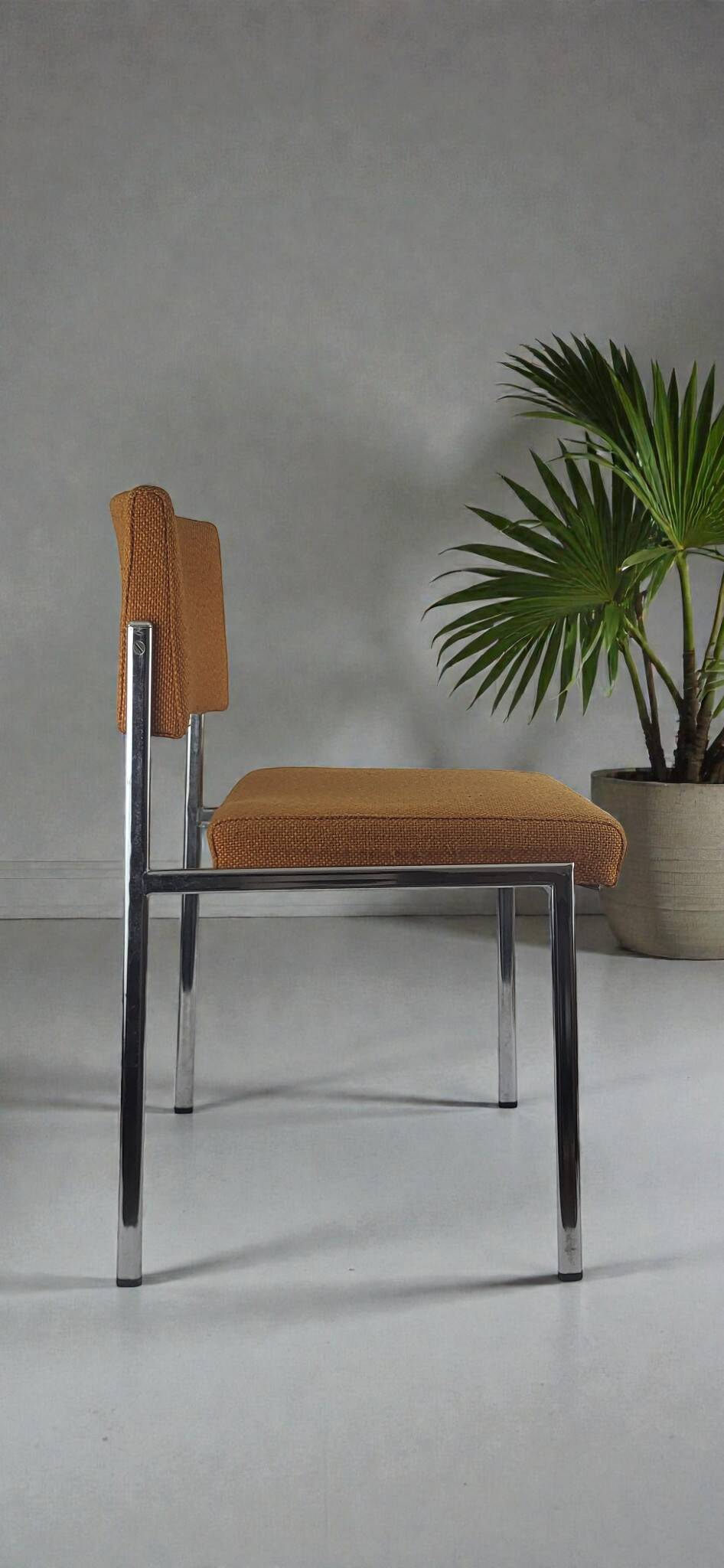 Vintage 1970s Chair