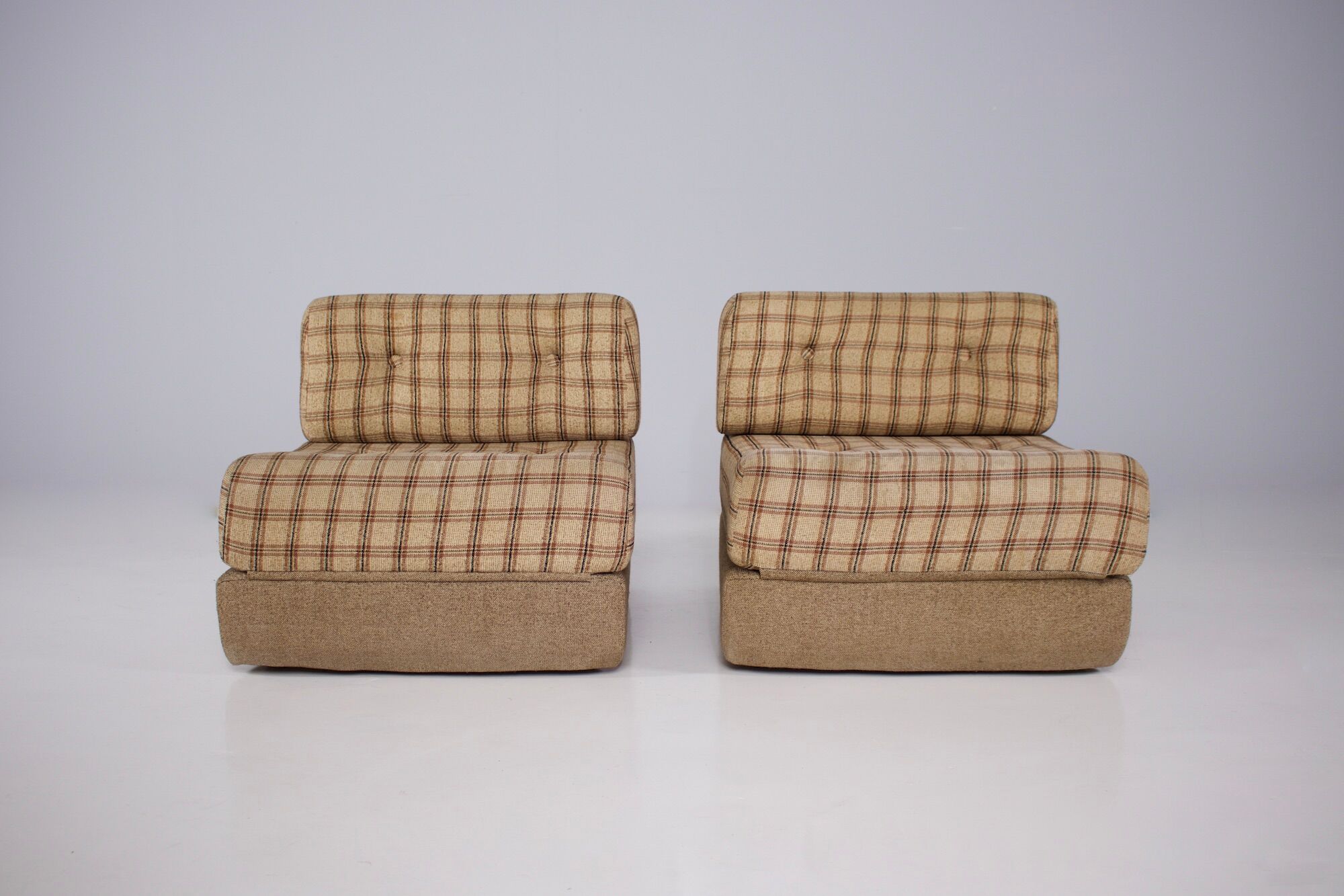 Pair of convertible armchairs 1970