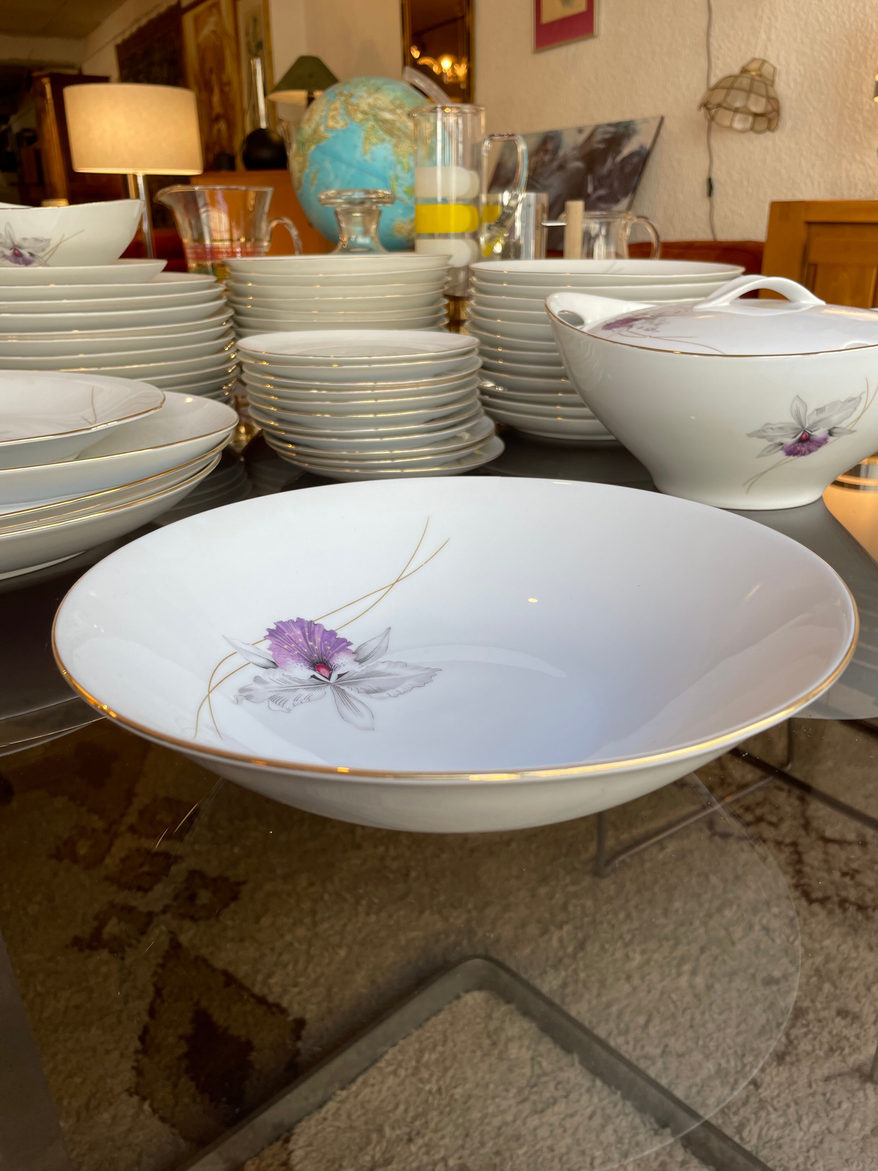 Service 56 pieces of porcelain Eschenbach Bavaria