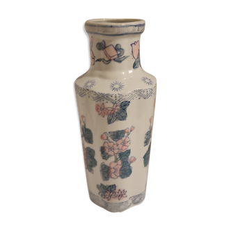 Vintage Chinese vase