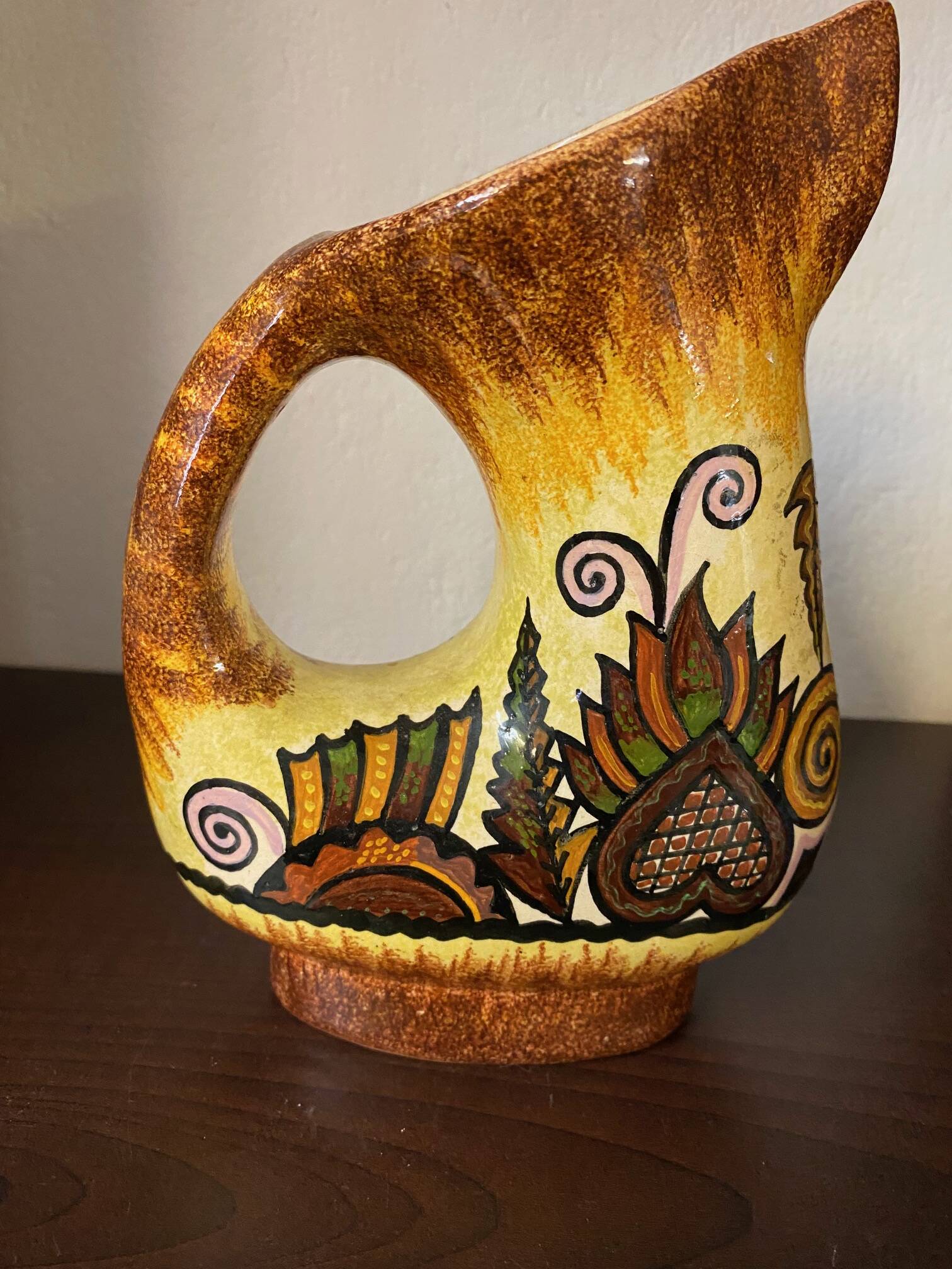 Quimper fouillen faience pitcher from the 50s/60s oblique shape gorse decor