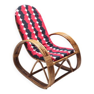 Chaise à bascule postmoderne en bambou avec revêtement en tissu rouge, noir et blanc