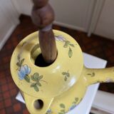 Porcelain chocolatière