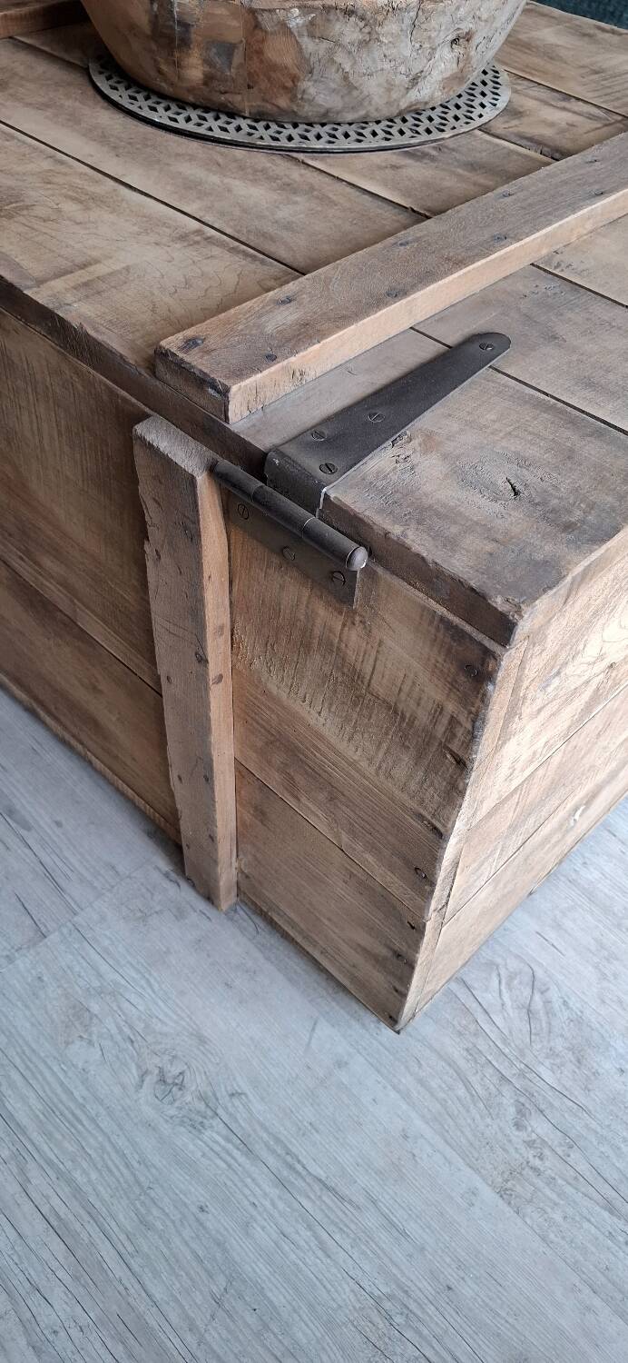 Wooden trunk or chest