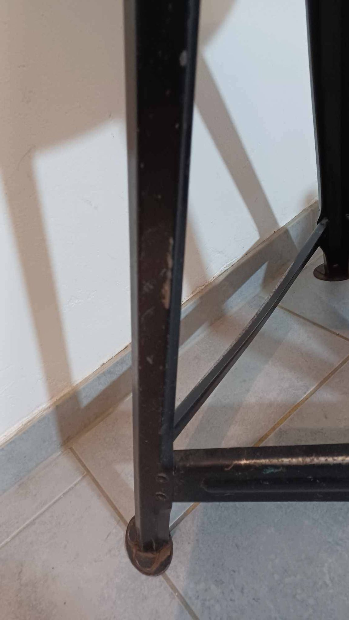 Tabouret métal & bois dans le style de Rowac années 1950/60. industriel