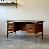 Freestanding teak desk, Denmark 60s/70s, vintage, mid-c mode
