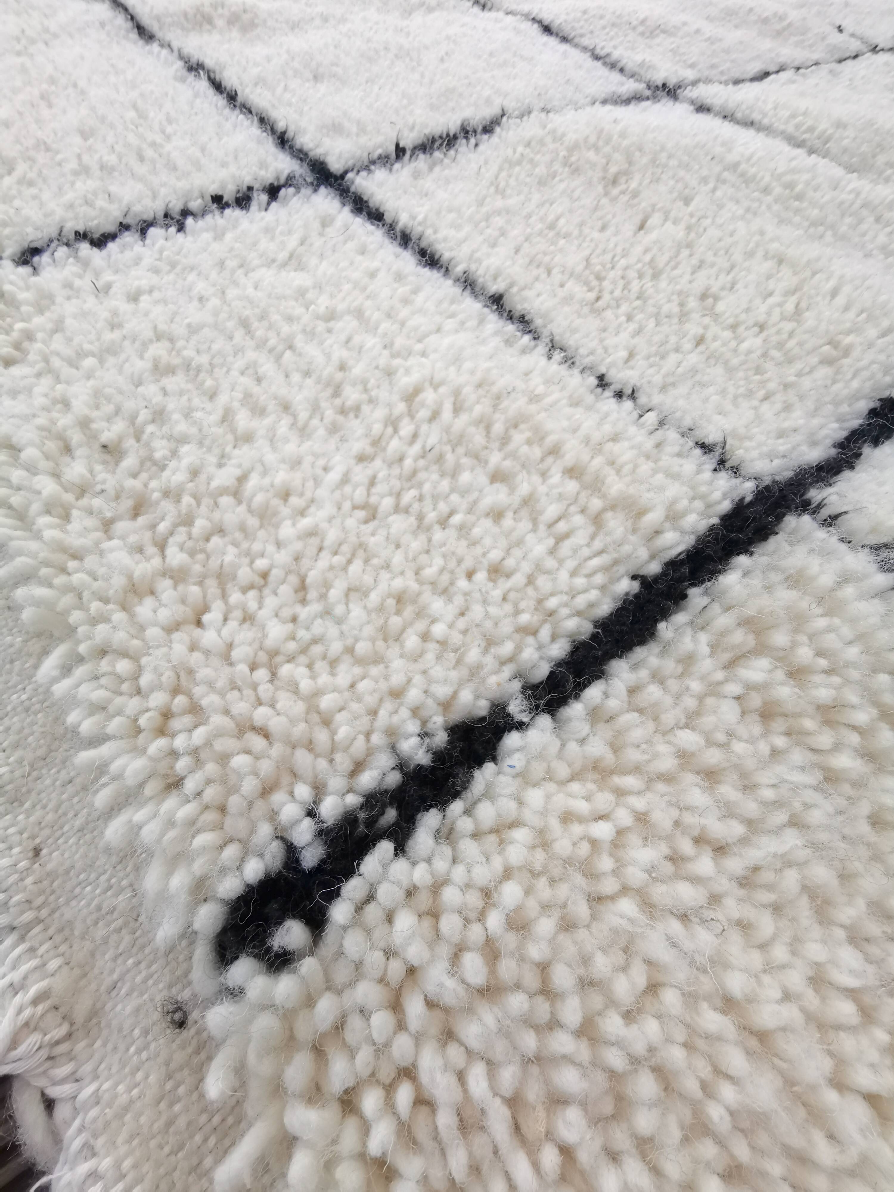 Tapis berbere Beni Ouarain en laine fait main 180x290 cm
