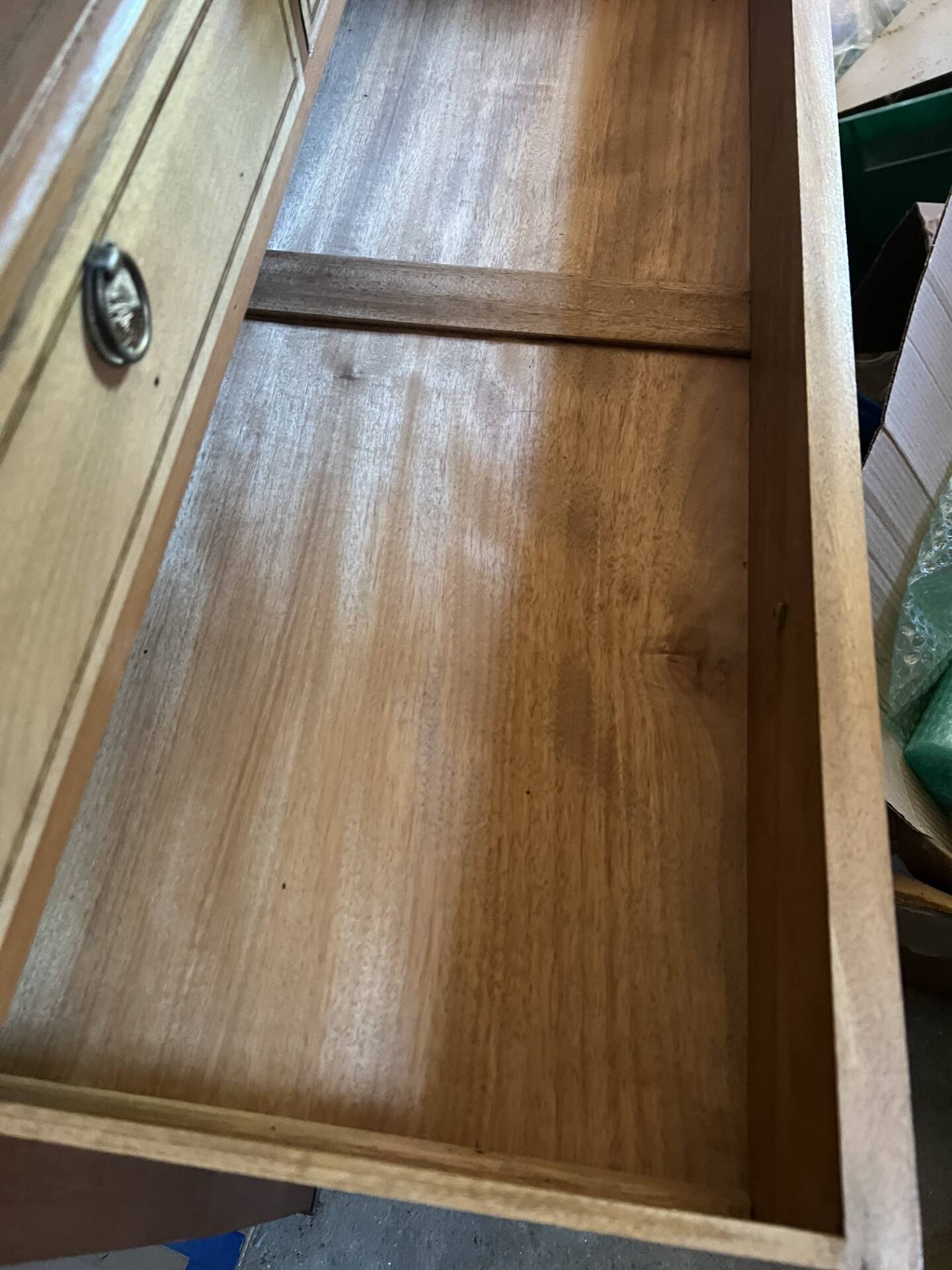 classic commode