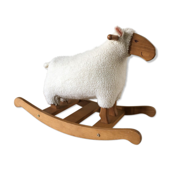 Rocking sheep