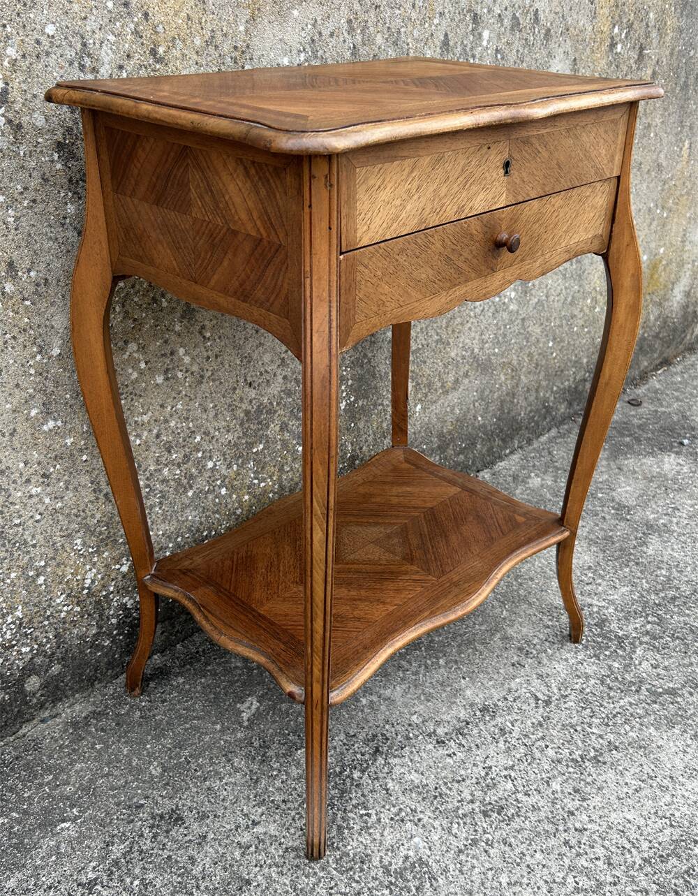 Louis XV style worker, wood and curly veneer, early 20th century