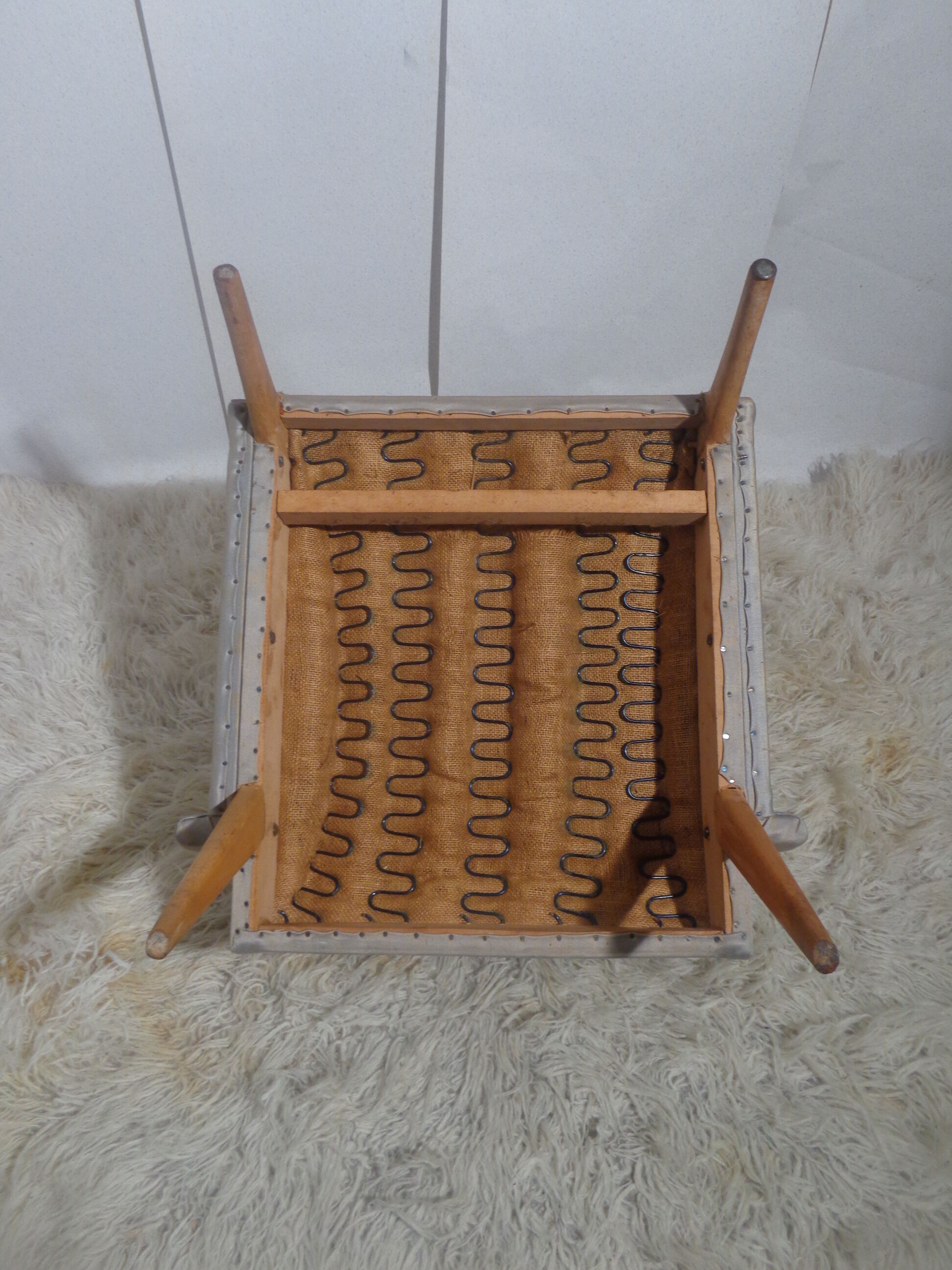 Pair of vintage chairs from the 50s compass feet
