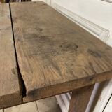 Farm table