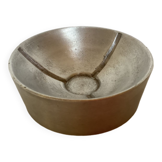 Industrial ashtray in aluminum