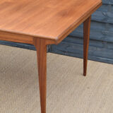 Extended dining table by Younger * 146 cm