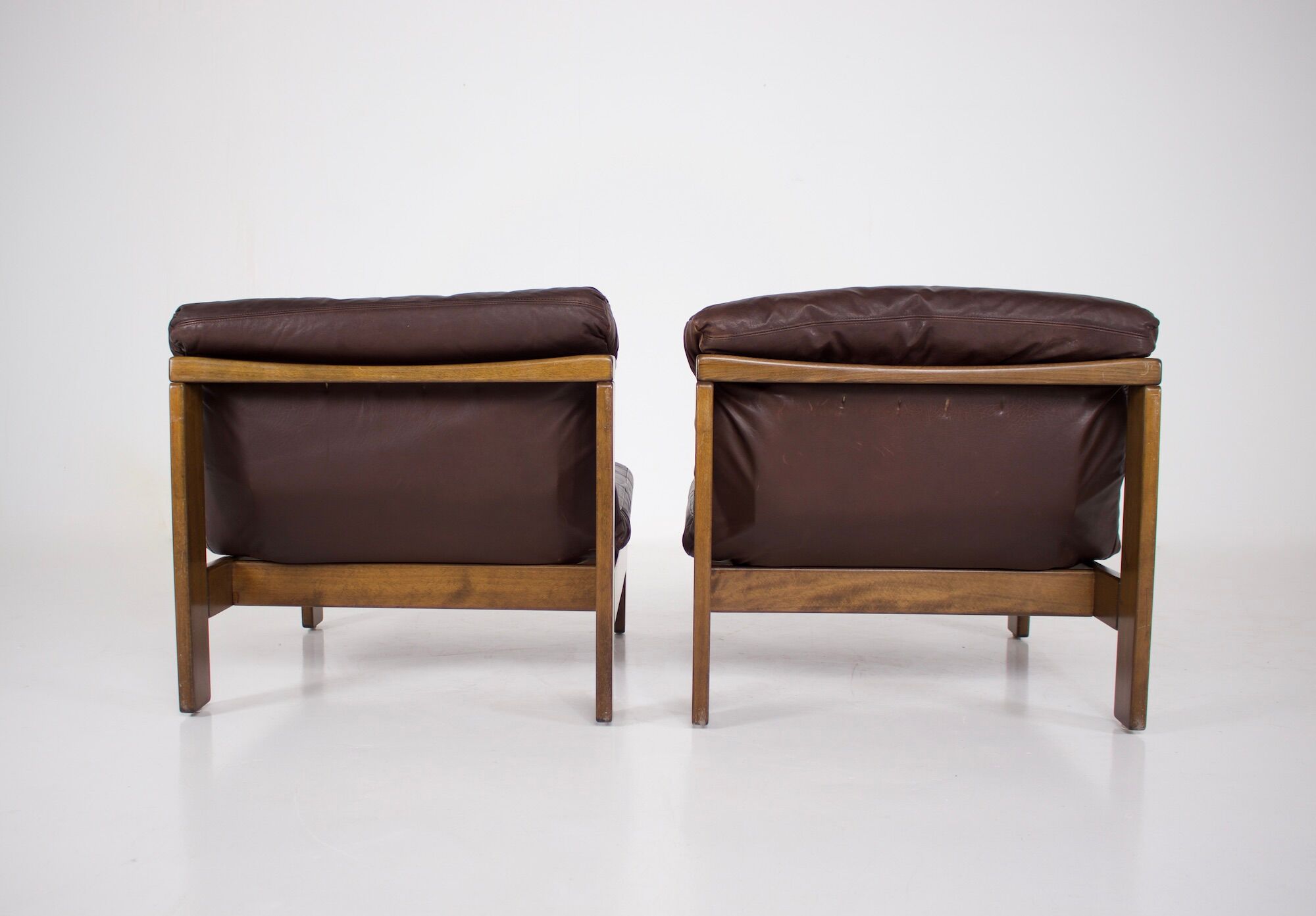 Pair of leather armchairs 1970