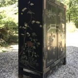 Cabinet / buffet / low laskboard cabinet of Coromandel China nineteenth century