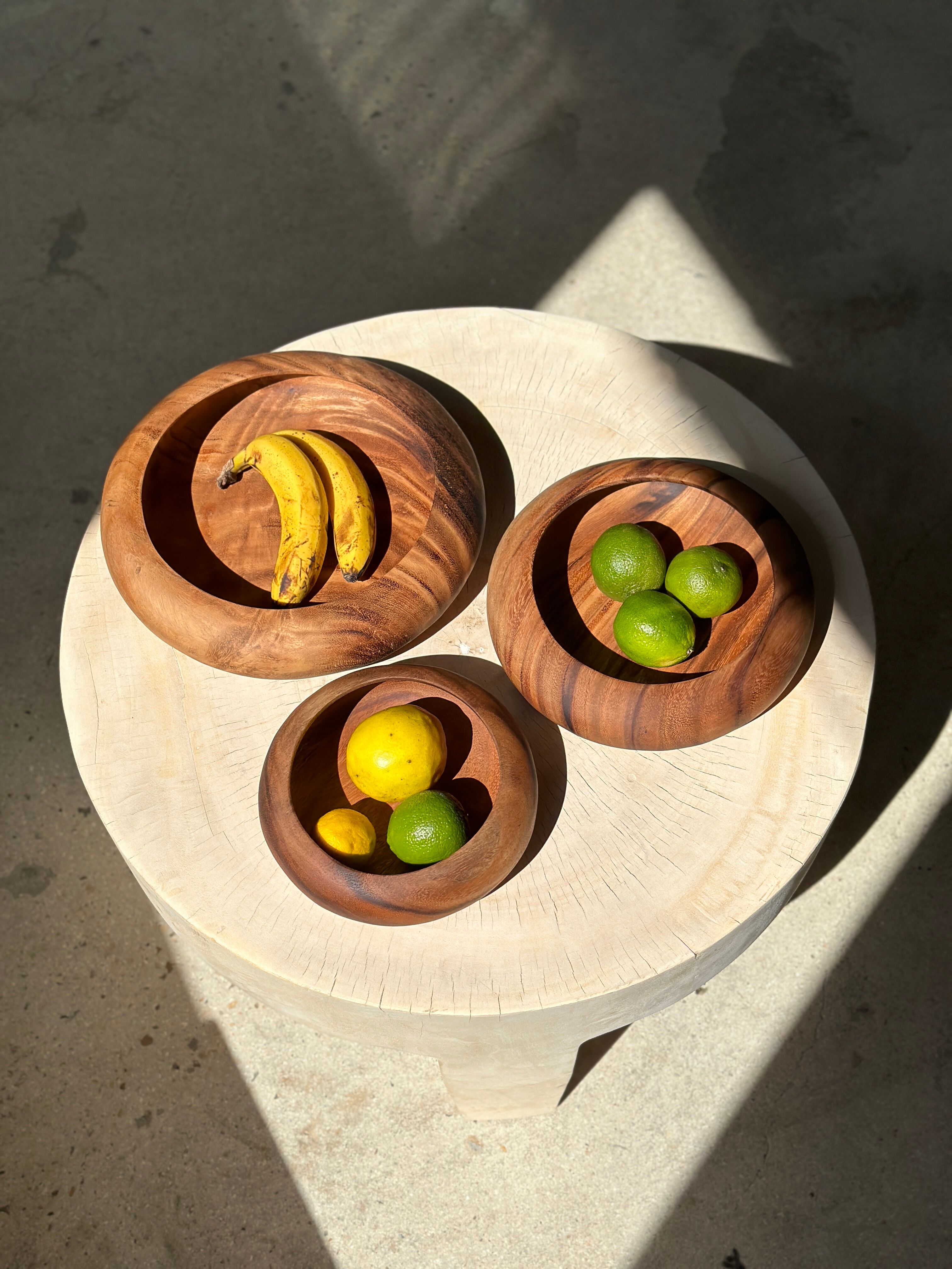 Bowl or monoxyl teak cut d:25.5