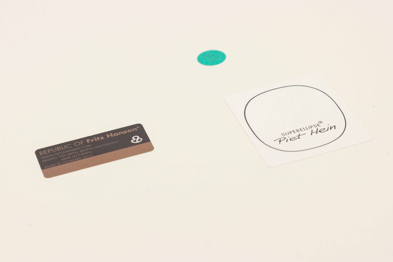 Super ellipse table by Jacobsen & Mathsson (Piet Hein, brown label) 180x120