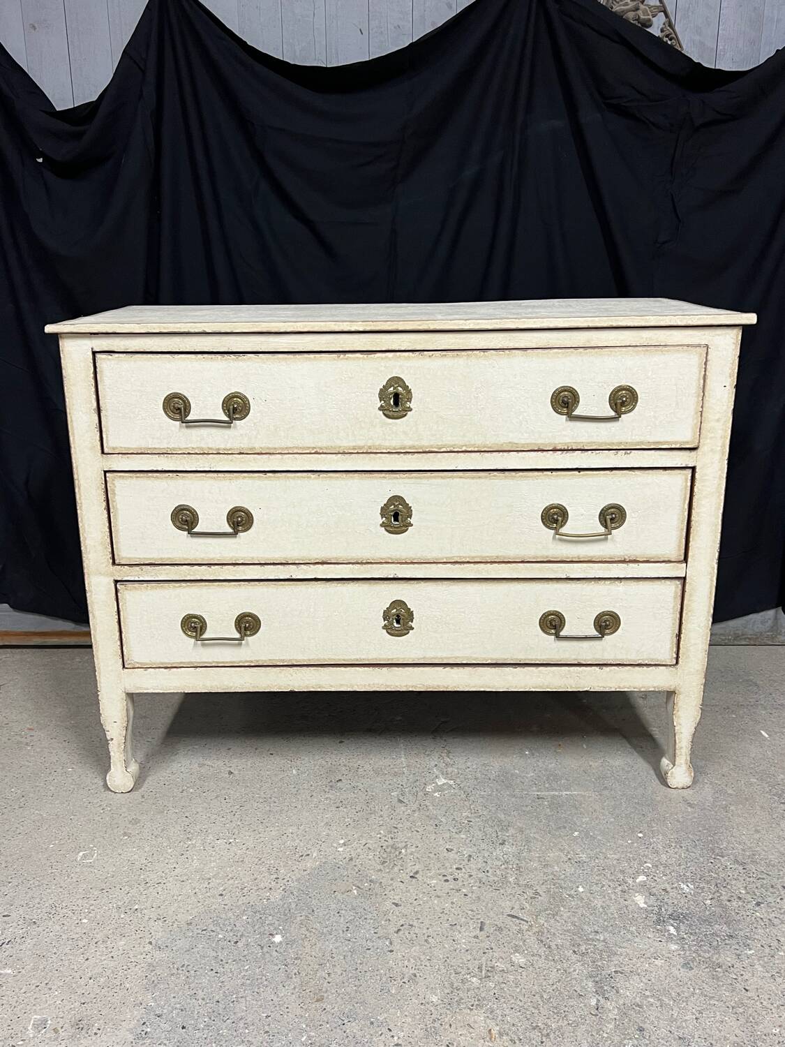 Commode de style Louis XVI