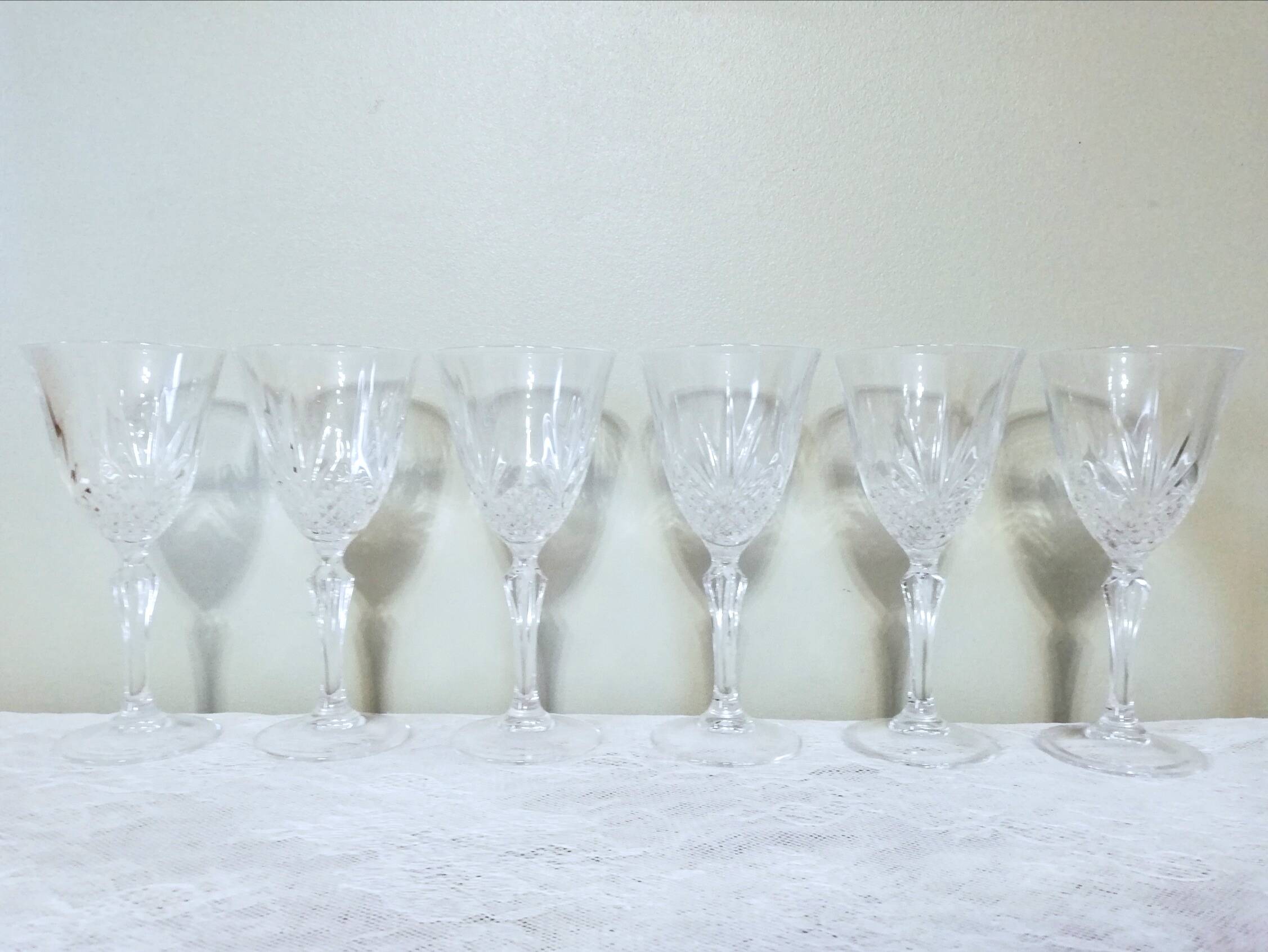 6 crystal wine glasses