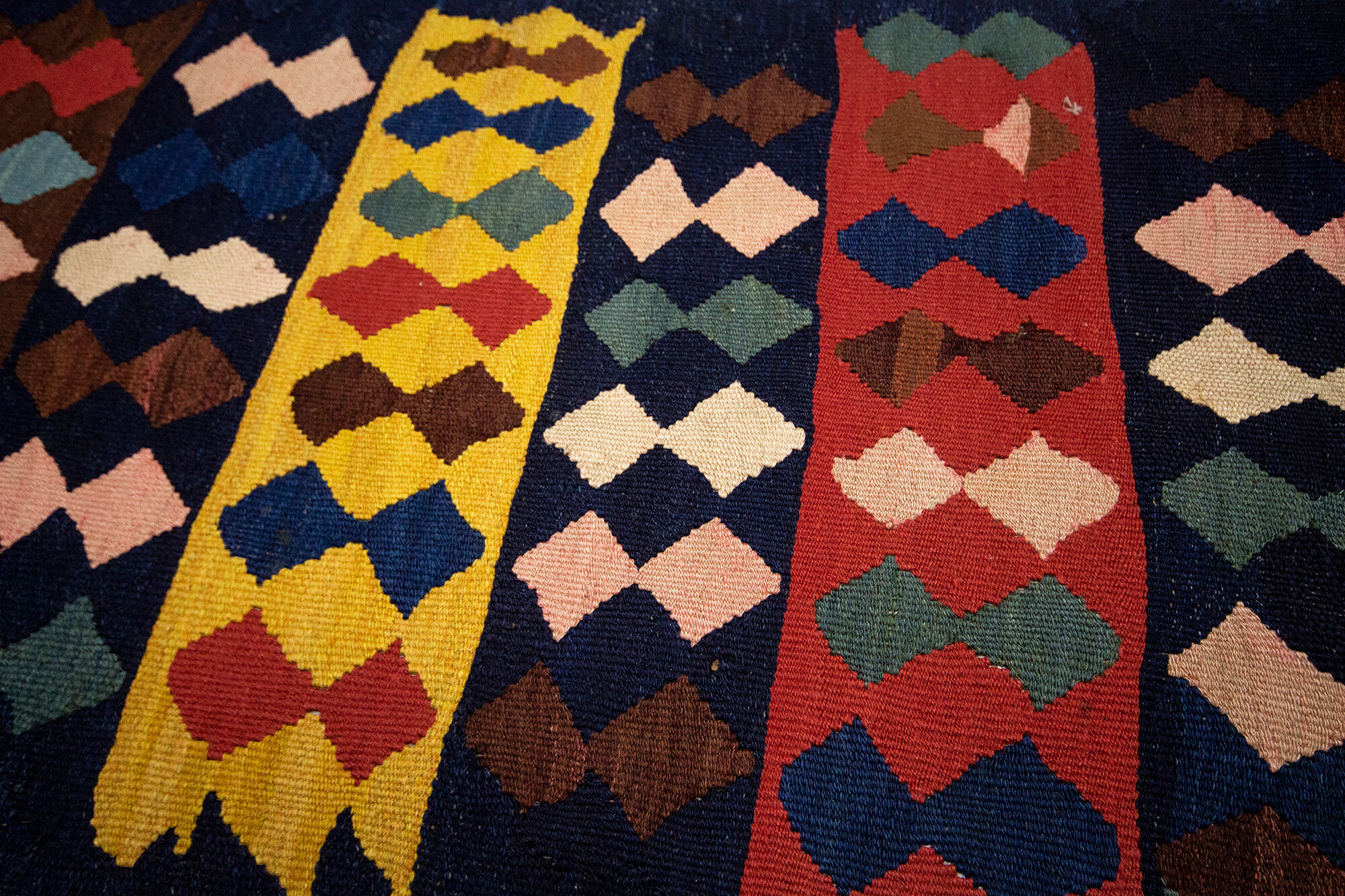 Tapis d"orient 320x69 cm