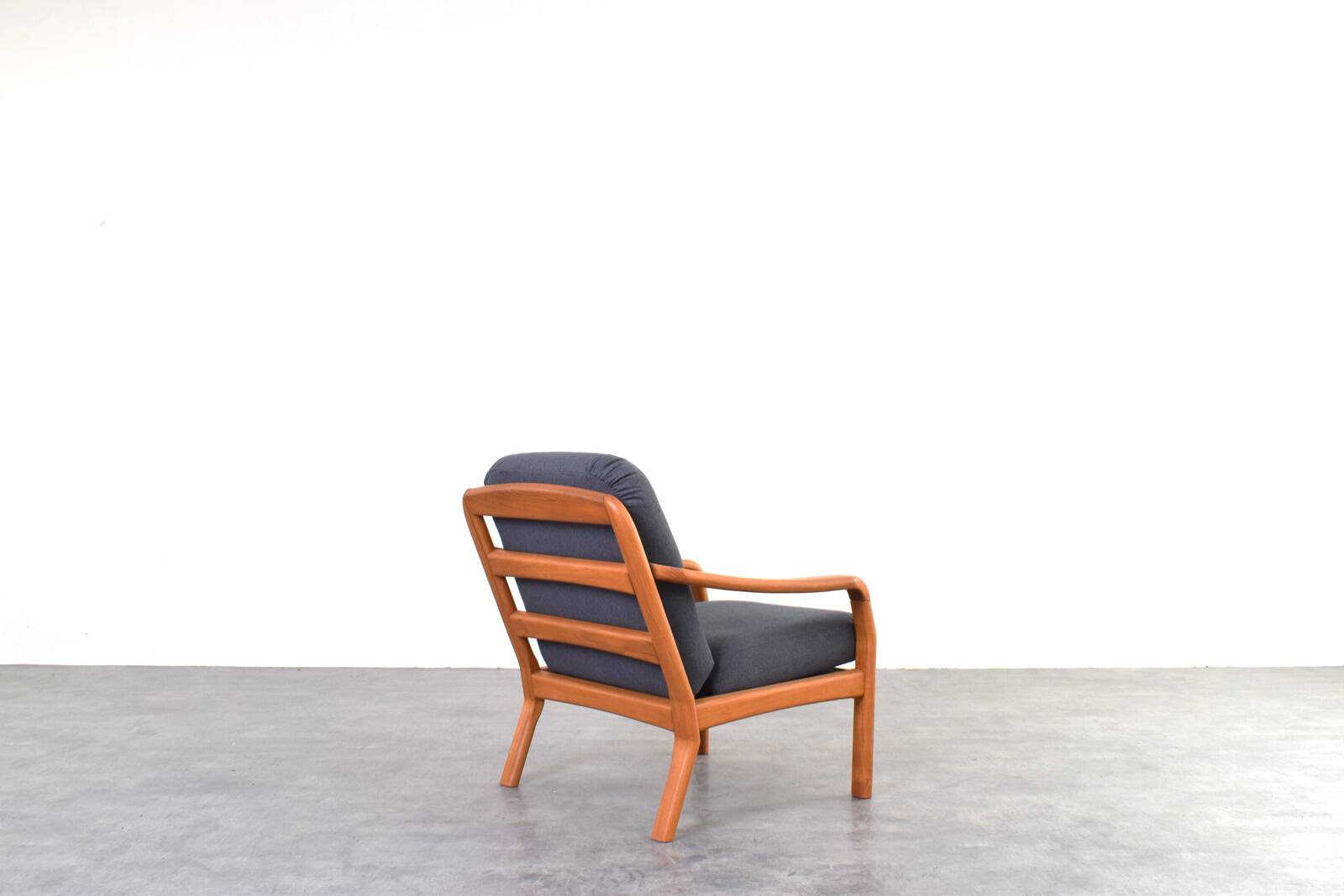 Mid-Century Danish Teak Lounge Chair by Dyrlund, 1970s.