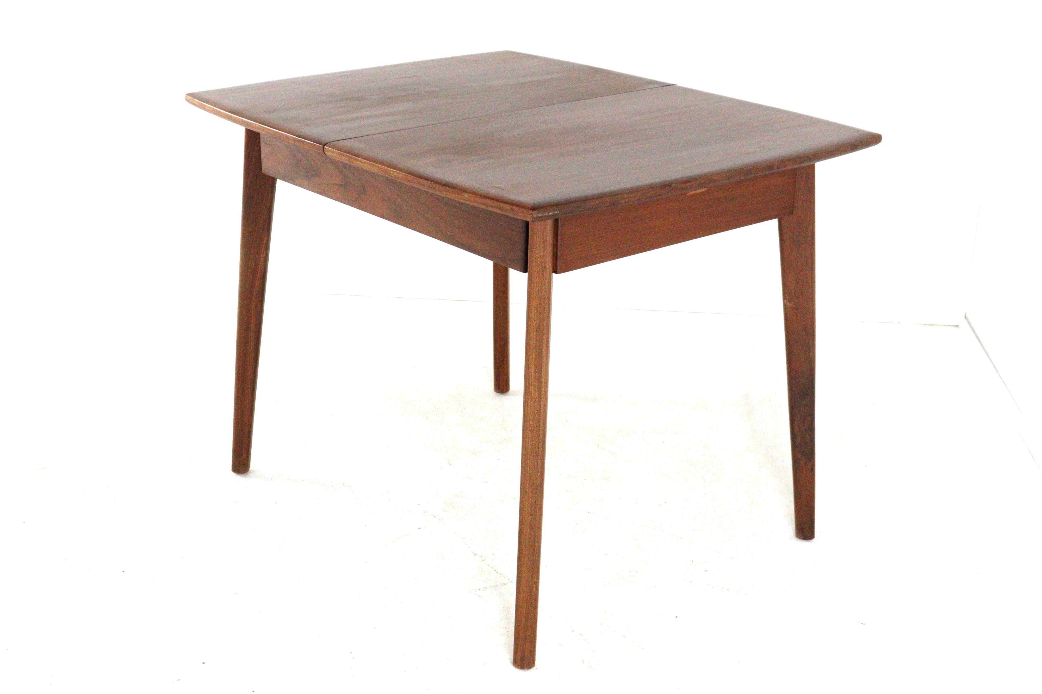 Table à manger rectangulaire extensible en teck - design néerlandais mid-century moderne