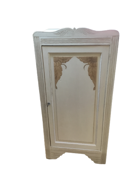 Hosiy cabinet