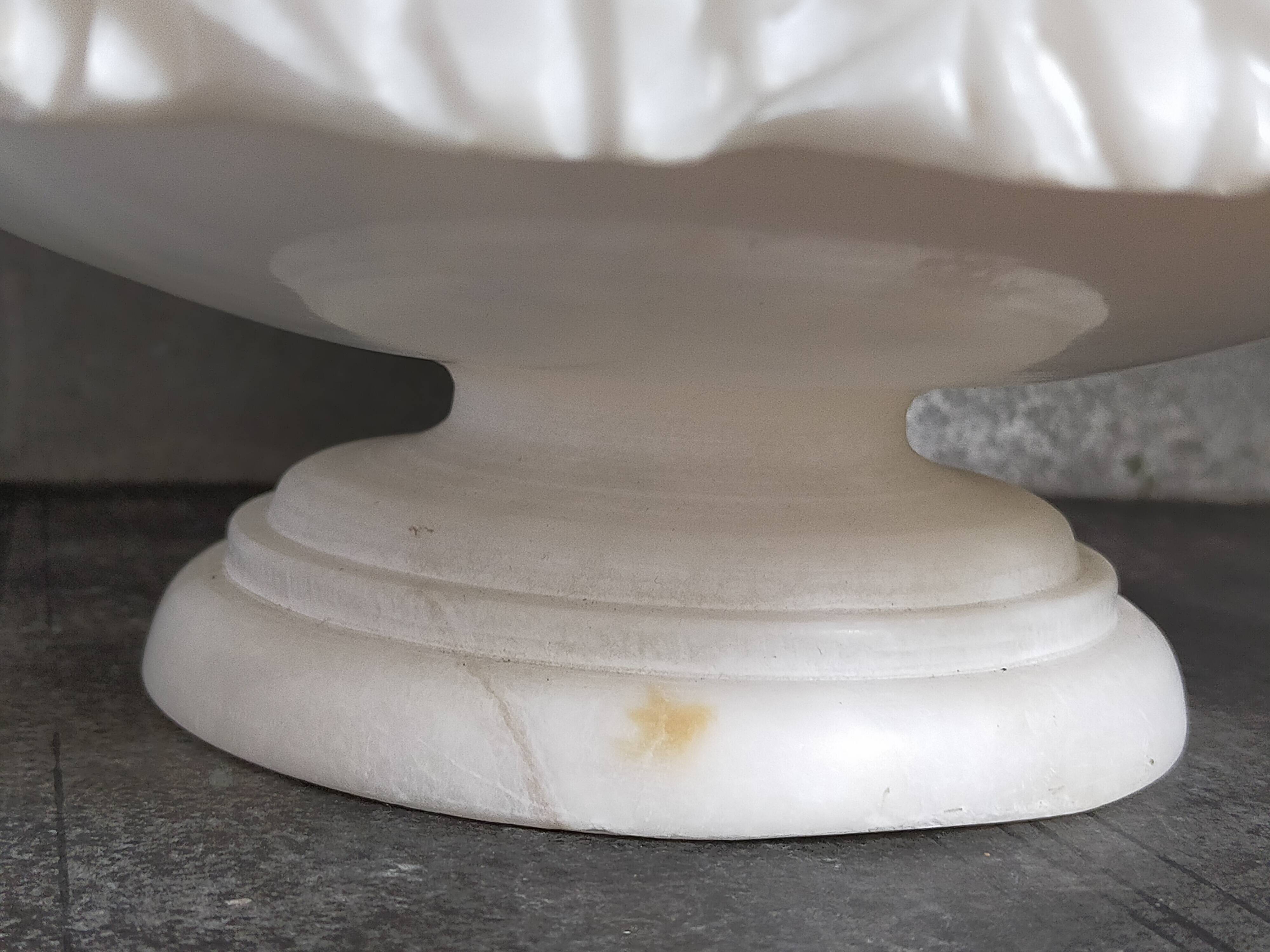 Alabaster fruit bowl from the 70s