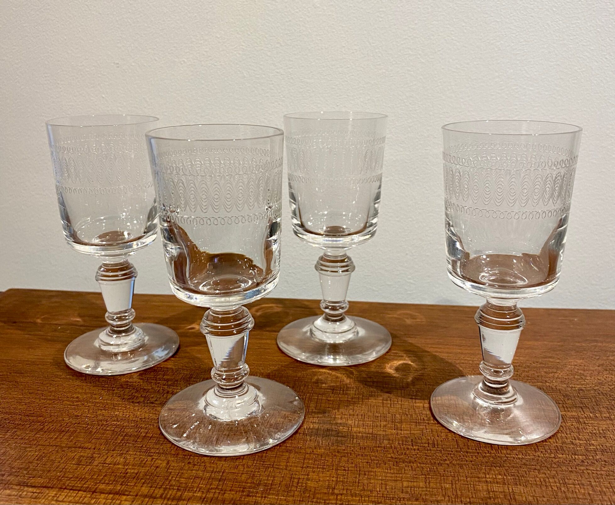 Set of 4 bistro glasses early XX century