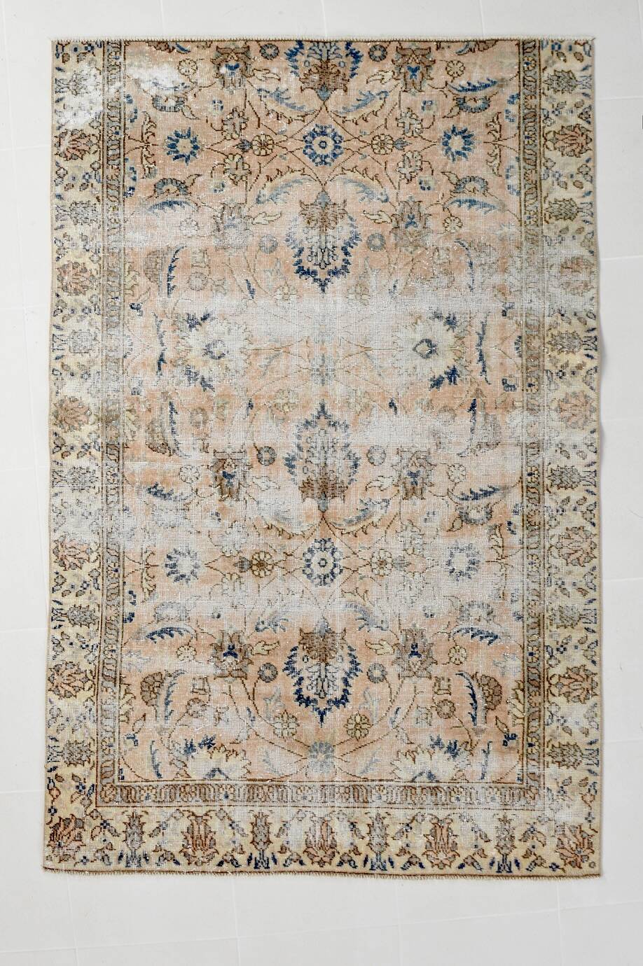 4x7 Tan Beige & Blue Floral Vintage Rug, 138x206Cm