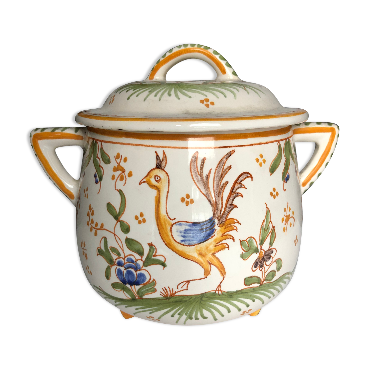 Covered pot or candy in Moustiers earthenware