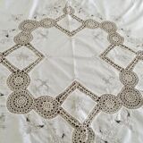 Vintage round cotton tablecloth and crocheted