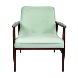 Chaise longue vintage vert clair GFM63 par J.Kedziorek, années 1970