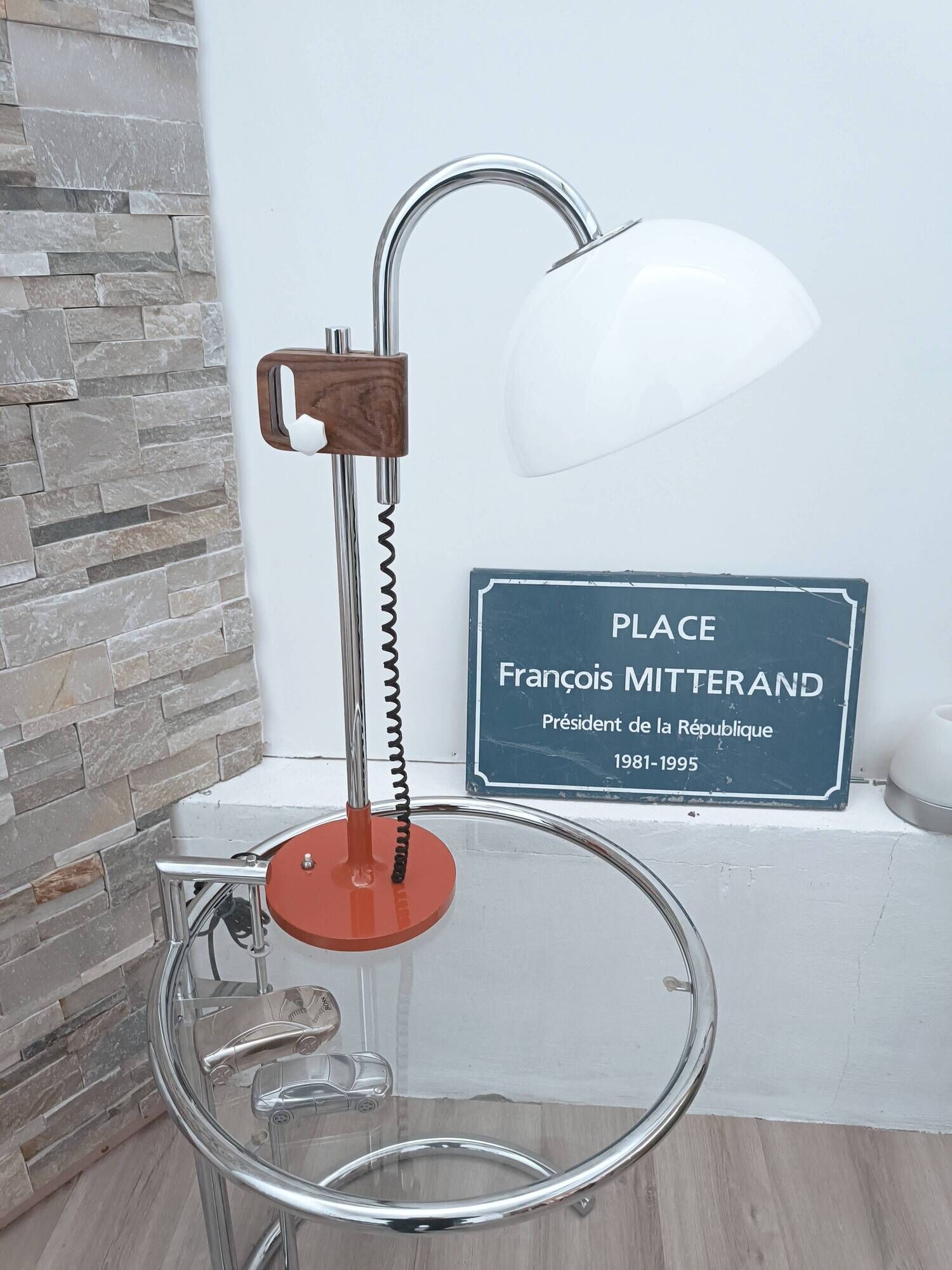 Lampe de table design par Pinokio 1970s