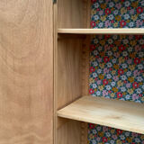 Armoire parisienne asymétrique bois brut 1950