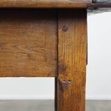 Table à manger française ancienne en chêne du 18ème siècle avec 2 tiroirs