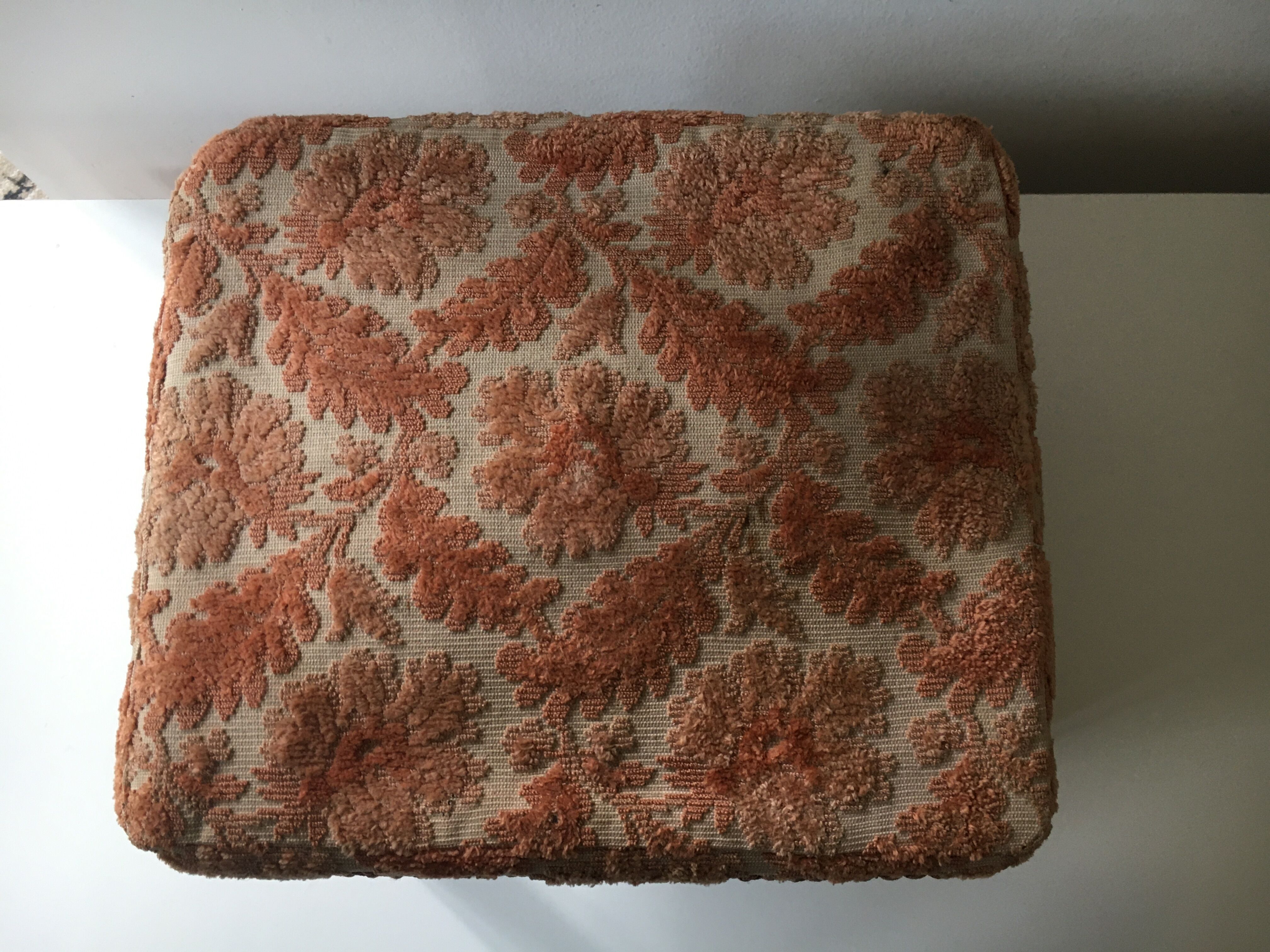 Heated footrest / old foot warmer