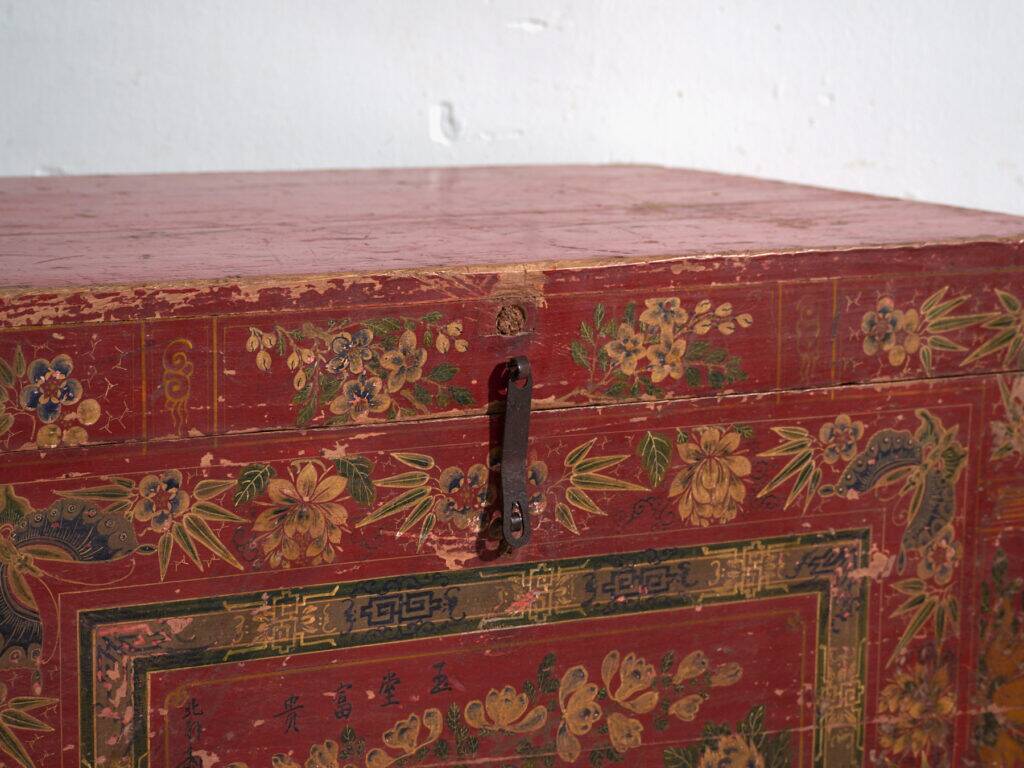 Antique chest painted vermilion red in pine wood – China, circa 1900