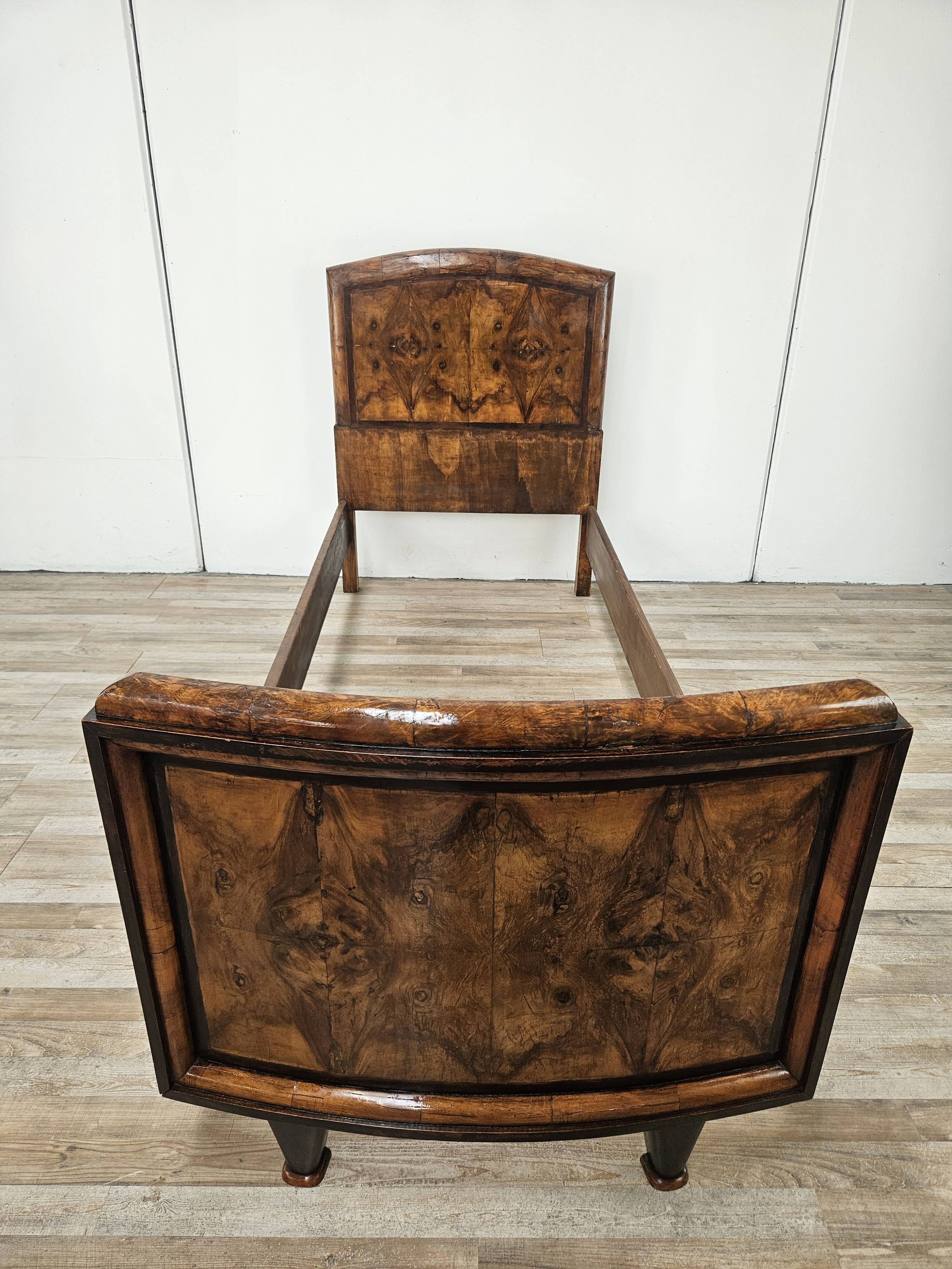 Tuscan Art Decò single bed from the 1940s in briar root