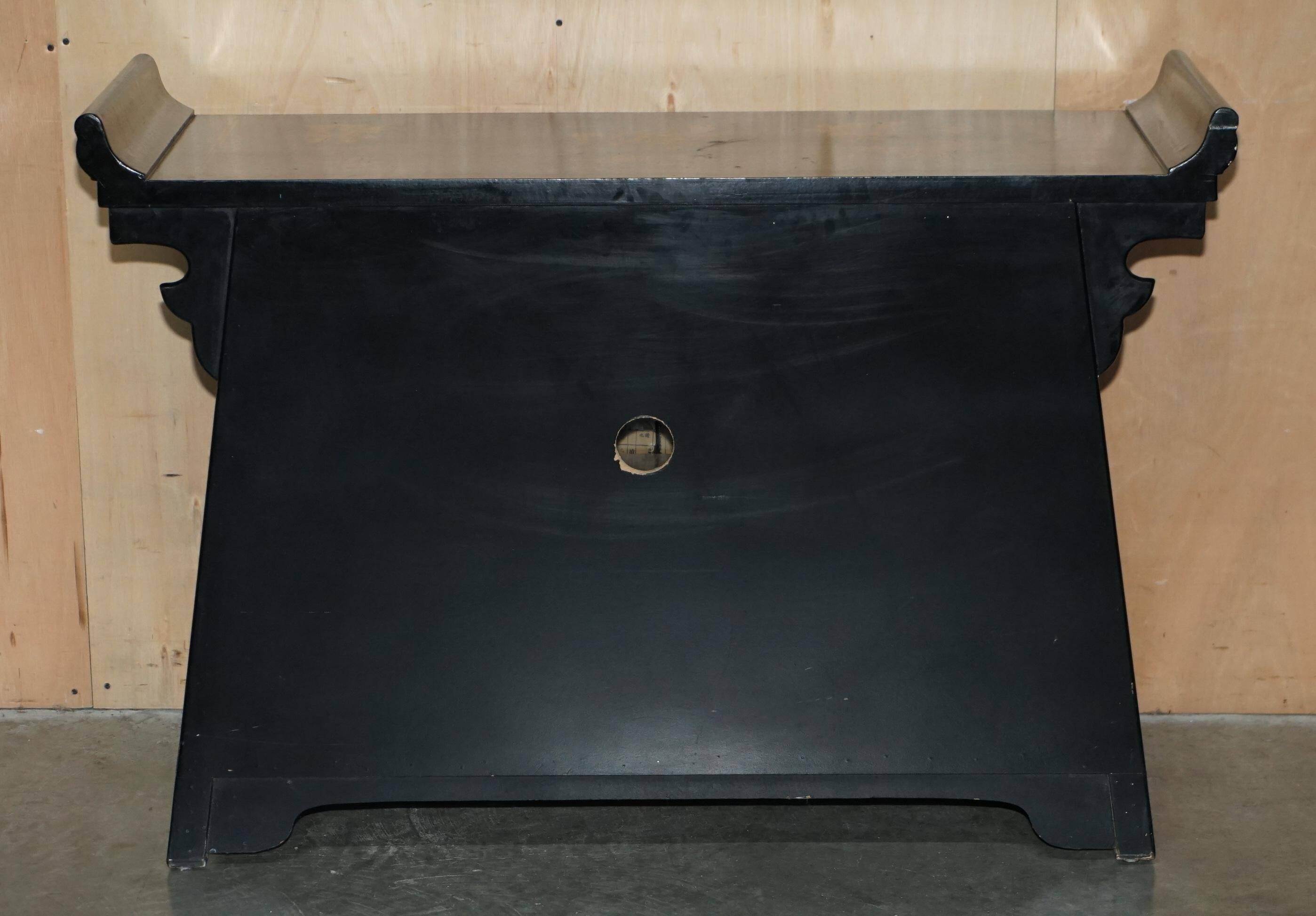 Chinese buffet mid-20th century pagoda temple style