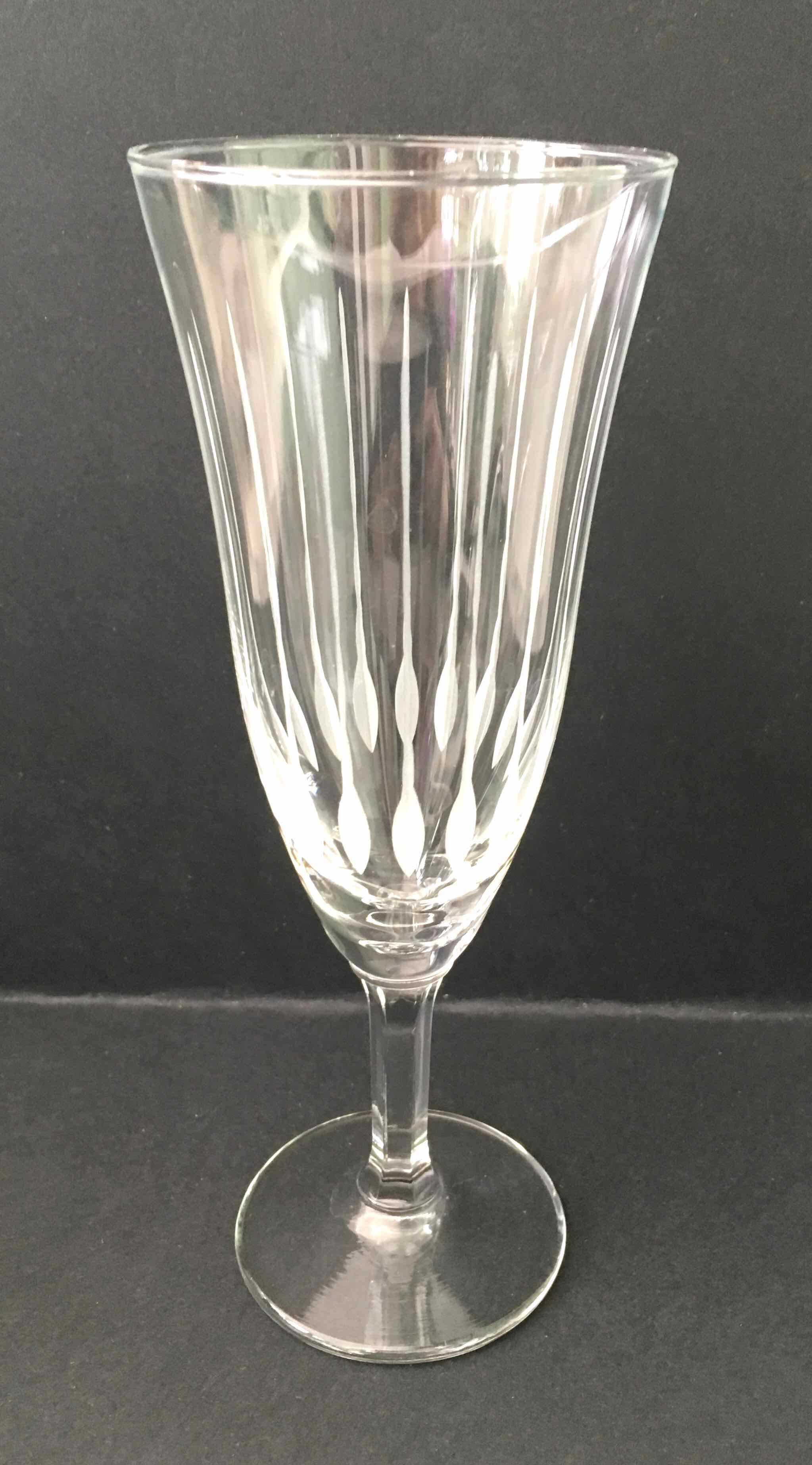 6 chiseled glass champagne flutes