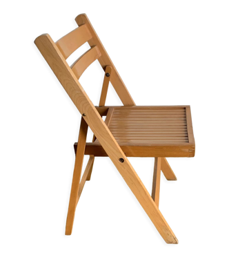 Chaise pliante.
