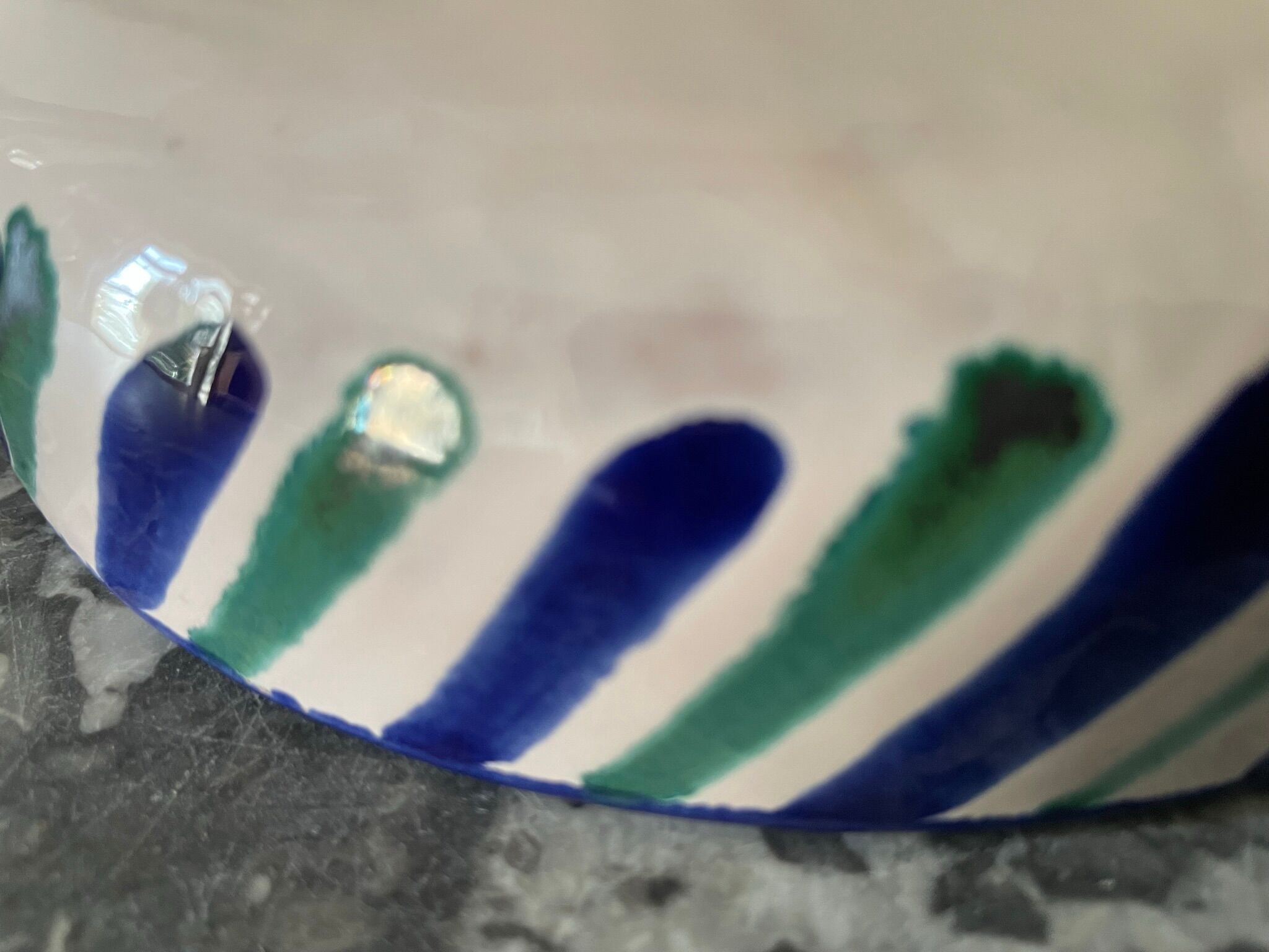 Hollow plate in ceramic from Granada.