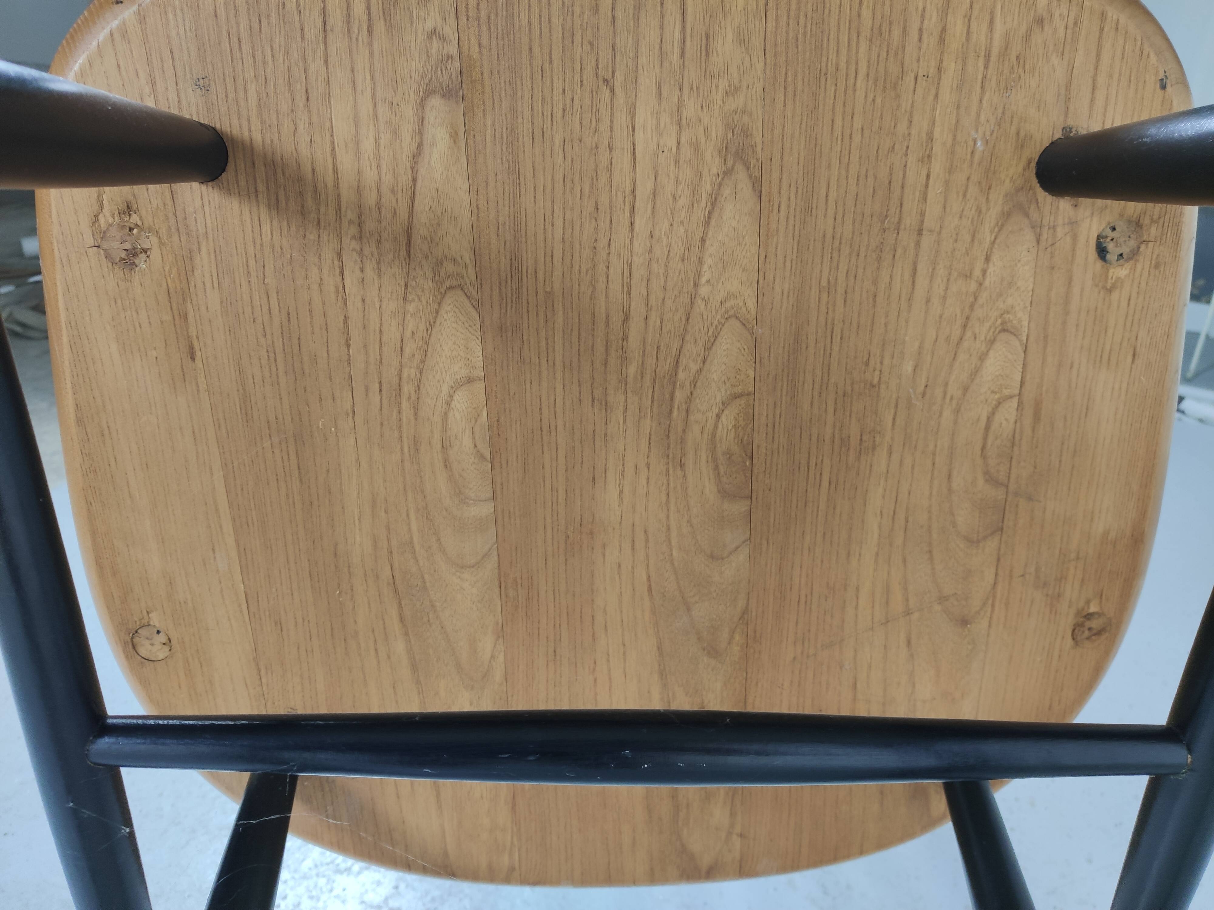 Scandinavian rocking-chair 60