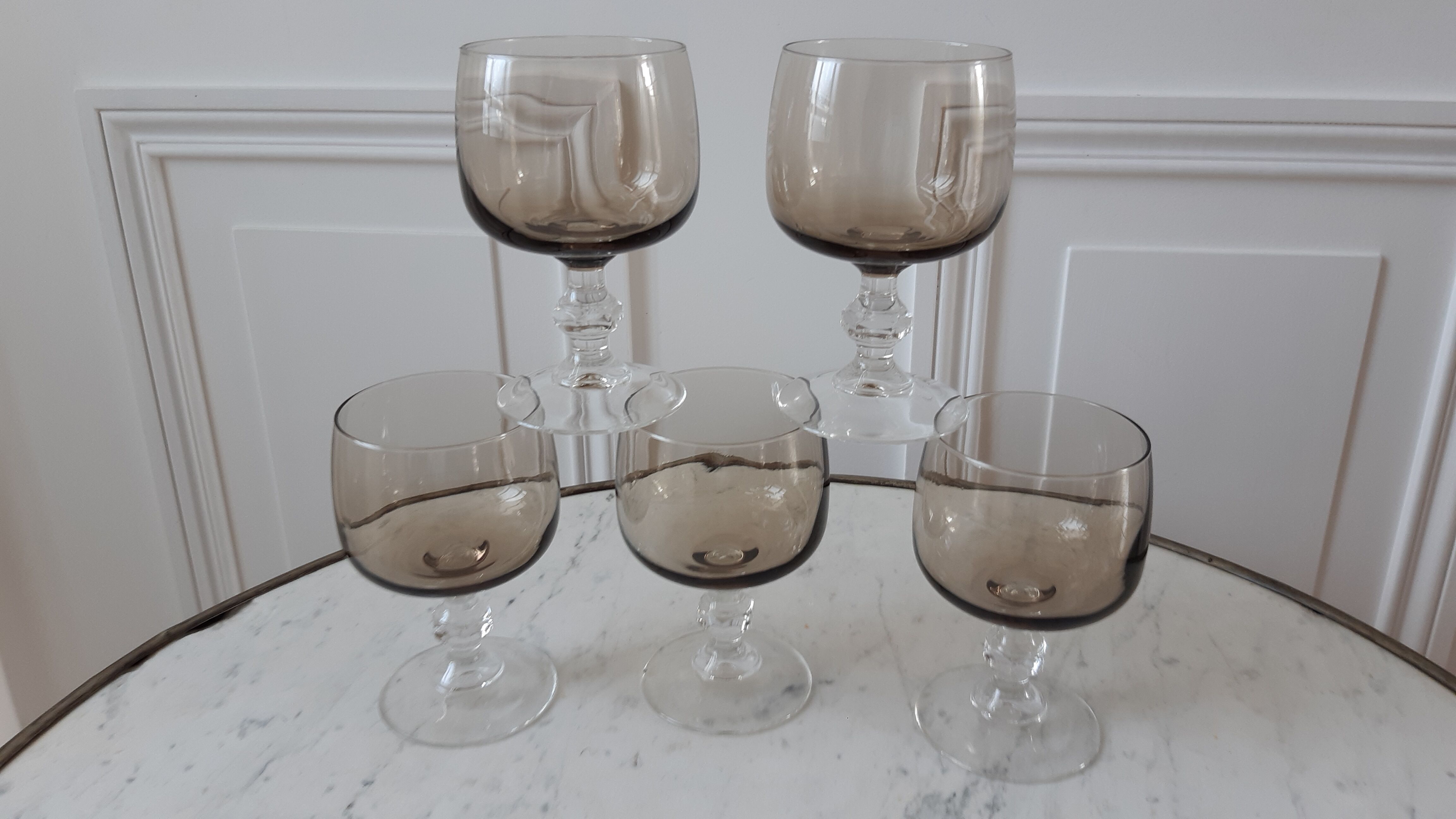 Set of 5 glasses with smoked glass stems 70s
