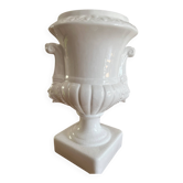 Large Médicis style vase