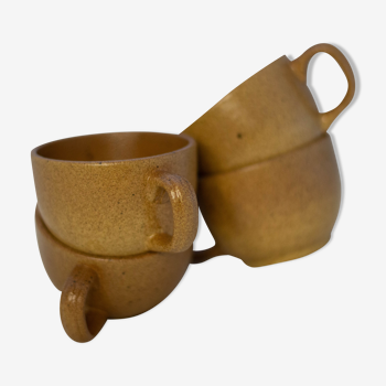 Set of 4 sandstone cups